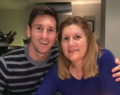 Lionel Messi Height, Weight, Age, Wife, Stats, Net Worth, Family ...