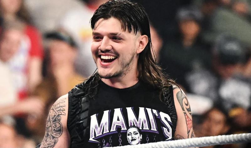 Dominik Mysterio Age, Height, Weight, Wife, Net Worth, Family, Career ...